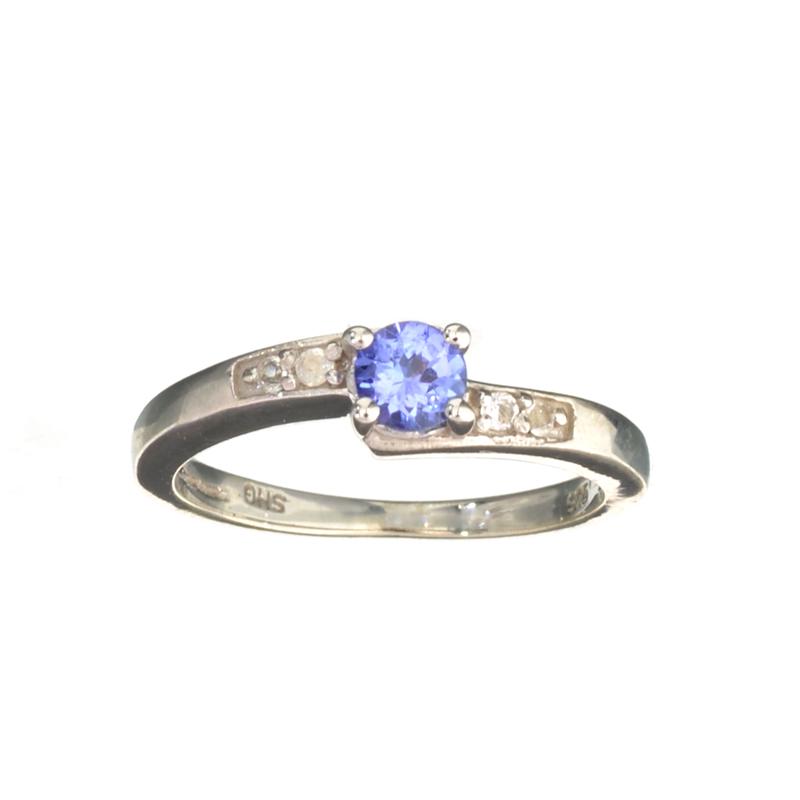 APP: 0.7k Fine Jewelry 0.40CT Tanzanite And Colorless: Gov. File: H-09691 Fine Jewelry 0.40CT Tanzanite And Colorless Topaz Platinum Over Sterling Silver Ring Retail Replacement Value: $0.7K Asset Type: Sterling Silver Ring Shipping: $19.95