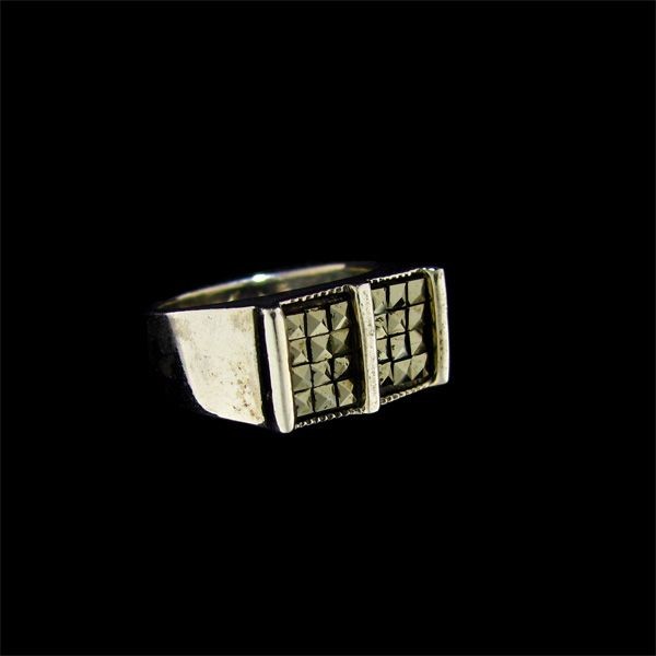 Marcasite & Sterling Silver Ring: Marcasite and Sterling Silver Ring - Bid with utmost confidence from GAA. We have been in business for over 35 years, and pride ourselves on perfect customer service. For more informat