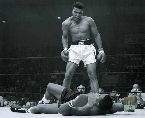 Muhammad Ali Photograph: Muhammad Ali Photograph - Bid with utmost confidence from GovernmentAuction.com. We have been in business for over 35 years, and pride ourselves on perfect customer service.