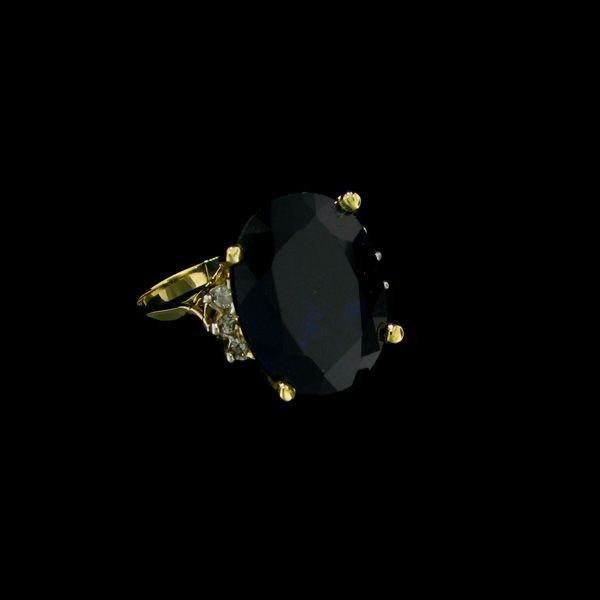 APP: 2.5k 14 kt. Gold, 12.82CT Kyanite & Diamond Ring: 14 kt. Gold, 12.82CT Kyanite and Diamond Ring - Appraisal Value: $2.5K - Bid with utmost confidence from GovernmentAuction.com. We have been in business for over 35 years, and pride ourselves on perfe