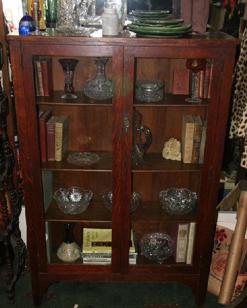 Stickley Bros. 2 Door Bookcase: Stickley Bros. 2 Door Bookcase-Thank you for viewing this Item. We hope that you are successful in your bidding. For over 30 years we have given the best possible customer service to our 1000's of rep