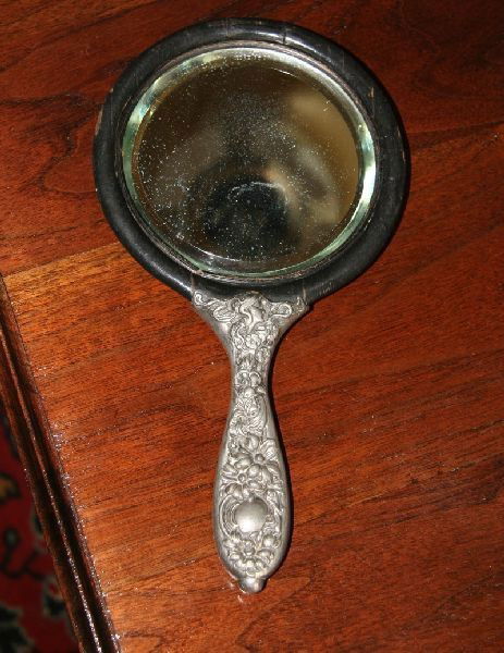 Hand Mirror: Hand Mirror-Thank you for viewing this Item. We hope that you are successful in your bidding. For over 30 years we have given the best possible customer service to our 1000's of rep