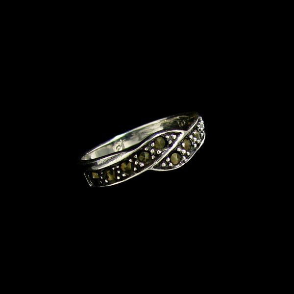 Marcasite & Sterling Silver Ring: Marcasite and Sterling Silver Ring - Bid with utmost confidence from GovernmentAuction.com. We have been in business for over 35 years, and pride ourselves on perfect customer service.