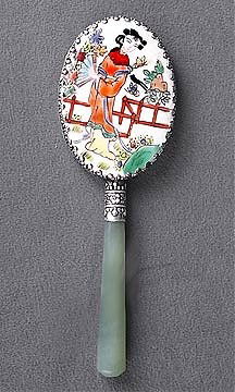 Small Lady Hand Mirror: Small Lady Hand Mirror - Bid with utmost confidence from GovernmentAuction.com. We have been in business for over 35 years, and pride ourselves on perfect customer service.