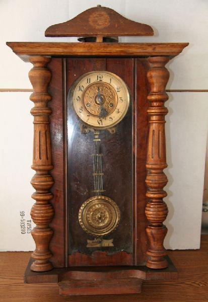 Antique Vienna Regulator Clock circa 1920's: Antique Vienna Regulator Clock circa 1920's- Thank you for viewing this Item. We hope that you are successful in your bidding. For over 30 years we have given the best possible customer s