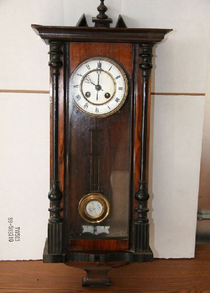 Antique Vienna Regulator Clock circa 1920's: Antique Vienna Regulator Clock circa 1920's- Thank you for viewing this Item. We hope that you are successful in your bidding. For over 30 years we have given the best possible customer s
