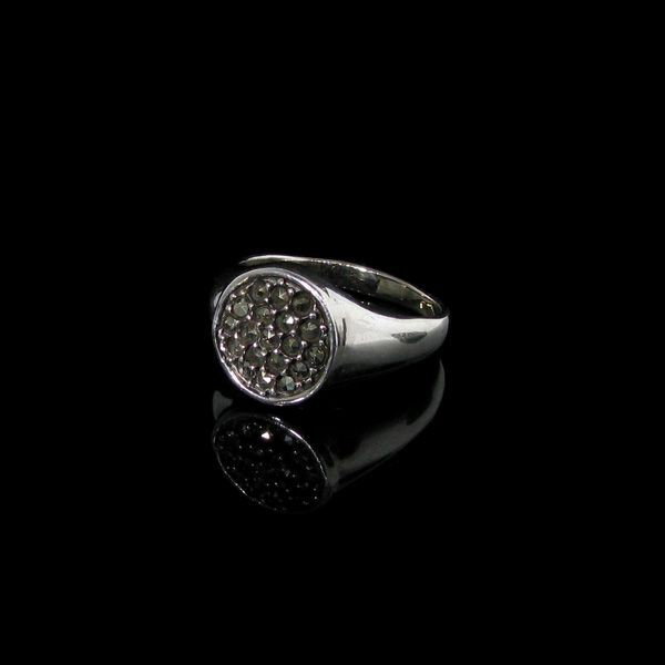 Marcasite & Sterling Silver Ring: Marcasite and Sterling Silver Ring - Bid with utmost confidence from GovernmentAuction.com. We have been in business for over 35 years, and pride ourselves on perfect customer service.