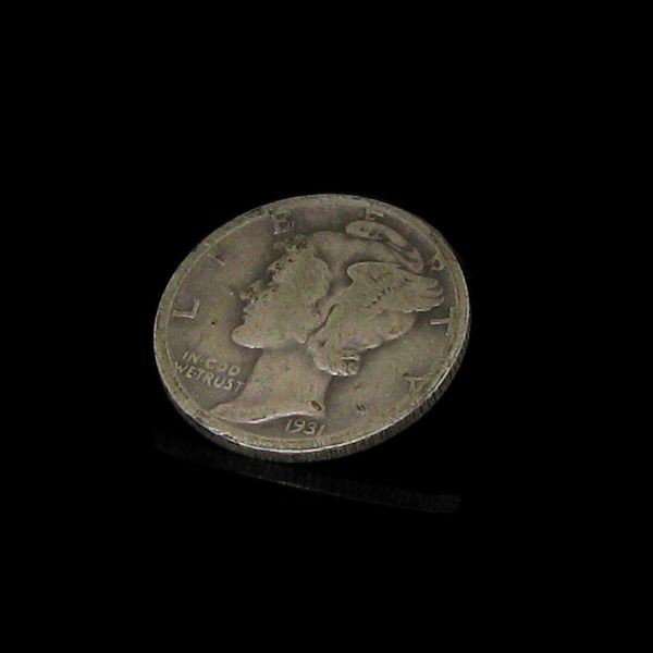 1831-d Winged Liberty Head One Dime Coin - Investment: 1831-d Winged Liberty Head One Dime Coin - Bid with utmost confidence from GovernmentAuction.com. We have been in business for over 35 years, and pride ourselves on perfect customer service.