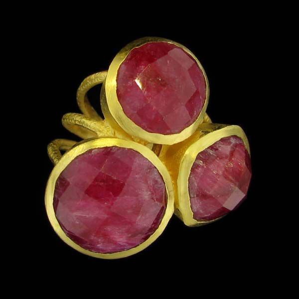 APP: 10k 24kt Gold 24CT Ruby, & Sterling Silver Ring: 24 kt. Gold Overlay, 24.43CT Ruby, And Sterling Silver Ring - Appraisal Value: $10.4K - Bid with utmost confidence from GovernmentAuction.com. We have been in business for over 35 years, and pride our