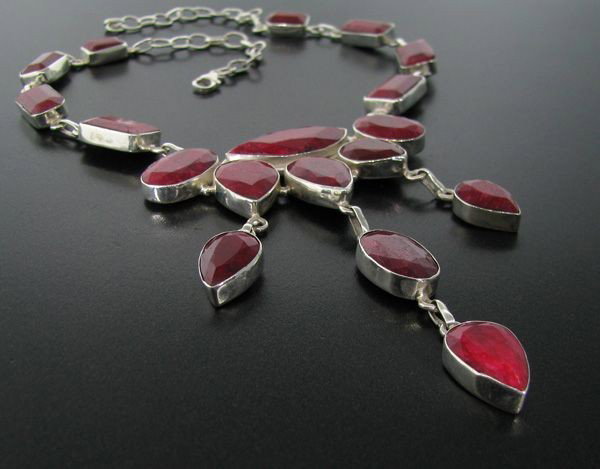 APP: 159.2k 173.20CT Ruby & Sterling Silver Necklace: 173.20CT Ruby and Sterling Silver Necklace - Appraisal Value: $159.1K - Bid with utmost confidence from GovernmentAuction.com. We have been in business for over 35 years, and pride ourselves on perfec