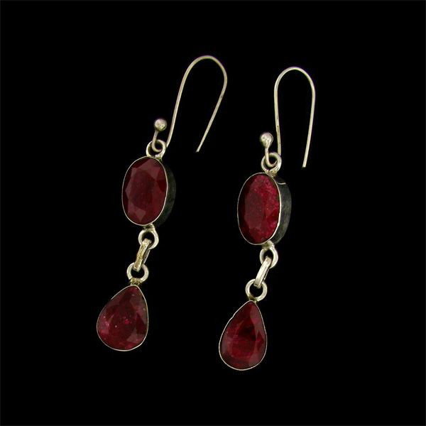 APP: 19k 23.08CT Ruby & Sterling Silver Earrings: 23.08CT Ruby and Sterling Silver Earrings - Appraisal Value: $18.9K - Bid with utmost confidence from GovernmentAuction.com. We have been in business for over 35 years, and pride ourselves on perfect 