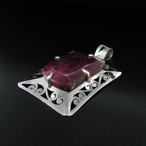 APP: 16.3k 96.38CT Ruby & Sterling Silver Pendant: 96.38CT Ruby and Sterling Silver Pendant - Appraisal Value: $16.2K - Bid with utmost confidence from GovernmentAuction.com. We have been in business for over 35 years, and pride ourselves on perfect c