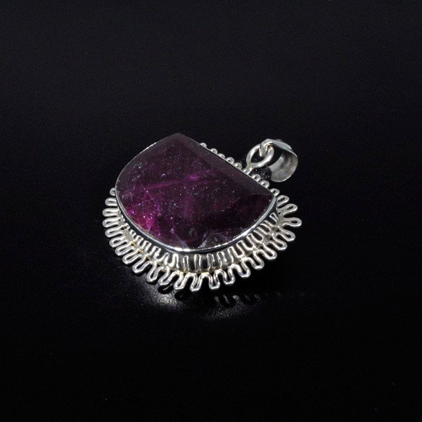 APP: 24.2k 90.11CT Ruby & Sterling Silver Pendant: 90.11CT Ruby and Sterling Silver Pendant - Appraisal Value: $24.2K - Bid with utmost confidence from GovernmentAuction.com. We have been in business for over 35 years, and pride ourselves on perfect c