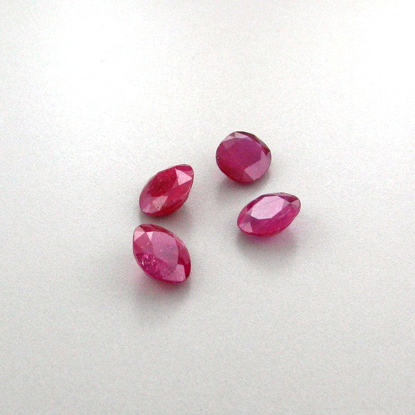APP: 9.8k 26.12CT Oval Cut Ruby Parcel: 26.12CT Oval Cut Ruby Parcel - Appraisal Value: $9.7K - Bid with utmost confidence from GovernmentAuction.com. We have been in business for over 35 years, and pride ourselves on perfect customer servi