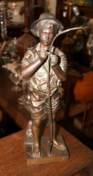Lavagne Bronze-Original Signed-Boy Hooking Worm: Lavagne Bronze-Original Signed-Boy Hooking Worm-Thank you for viewing this Item. We hope that you are successful in your bidding. For over 30 years we have given the best possible customer service to 