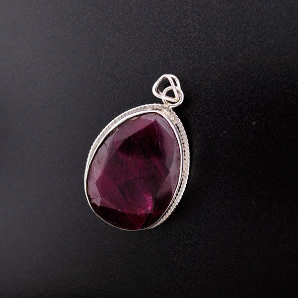 APP: 32.5k 122.18CT Ruby & Sterling Silver Pendant: 122.18CT Ruby and Sterling Silver Pendant - Appraisal Value: $32.4K - Bid with utmost confidence from GovernmentAuction.com. We have been in business for over 35 years, and pride ourselves on perfect 