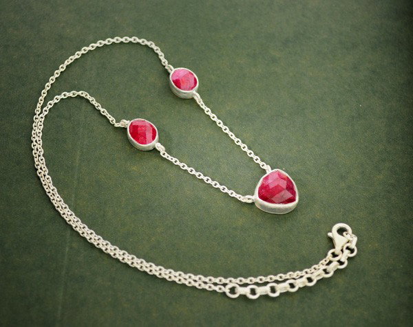APP: 13.7k 9.67CT Ruby & Sterling Silver Necklace: 9.67CT Ruby and Sterling Silver Necklace - Appraisal Value: $13.6K - Bid with utmost confidence from GovernmentAuction.com. We have been in business for over 35 years, and pride ourselves on perfect c