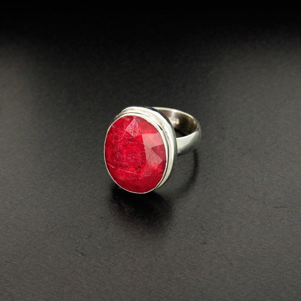 APP: 7k 14.52CT Ruby & Sterling Silver Ring: 14.52CT Ruby and Sterling Silver Ring - Appraisal Value: $7.0K - Bid with utmost confidence from GovernmentAuction.com. We have been in business for over 35 years, and pride ourselves on perfect custo