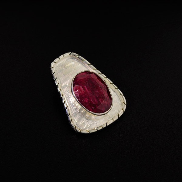 APP: 2.9k 10.07CT Ruby & Sterling Silver Pendant: 10.07CT Ruby and Sterling Silver Pendan - Appraisal Value: $2.9K - Bid with utmost confidence from GovernmentAuction.com. We have been in business for over 35 years, and pride ourselves on perfect cus