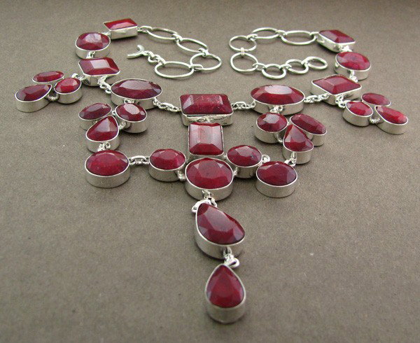 APP: 119.3k 344.79CT Ruby & Sterling Silver Necklace: 344.79CT Ruby and Sterling Silver Necklace - Appraisal Value: $119.3K - Bid with utmost confidence from GovernmentAuction.com. We have been in business for over 35 years, and pride ourselves on perfec