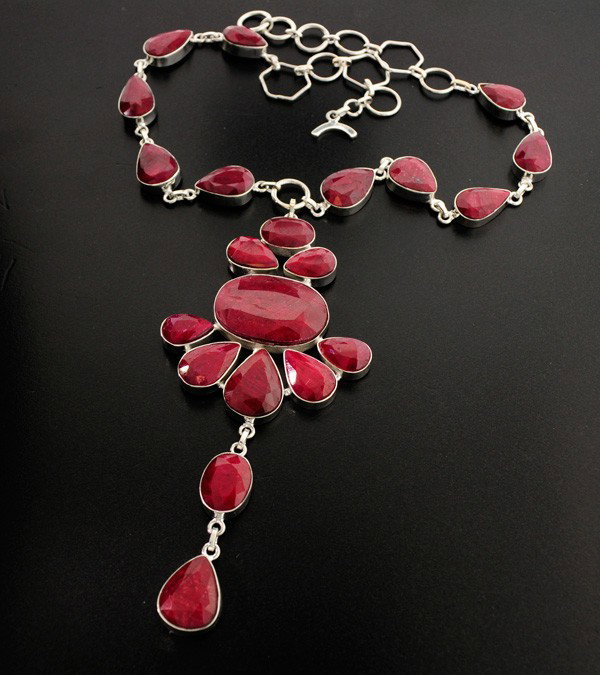 APP: 53.9k 285.16CT Ruby & Sterling Silver Necklace: 285.16CT Ruby and Sterling Silver Necklace - Appraisal Value: $53.8K - Bid with utmost confidence from GovernmentAuction.com. We have been in business for over 35 years, and pride ourselves on perfect