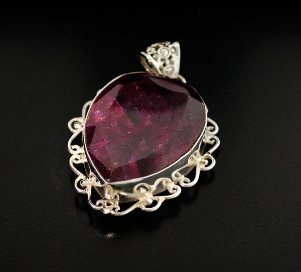 APP: 34.9k 130.88CT Ruby & Sterling Silver Pendant: 130.88CT Ruby and Sterling Silver Pendant - Appraisal Value: $34.8K - Bid with utmost confidence from GovernmentAuction.com. We have been in business for over 35 years, and pride ourselves on perfect 