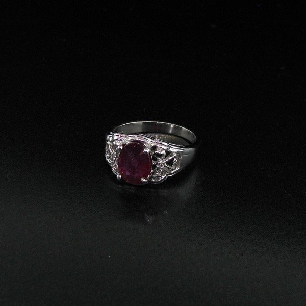 APP: 4k 2CT Ruby & Diamond on Plated, Sterl Silver Ring: 2.06CT Ruby and Diamond on Platinum PLated , Sterling Silver Ring - Appraisal Value: $4.0K - Bid with utmost confidence from GovernmentAuction.com. We have been in business for over 35 years, and prid