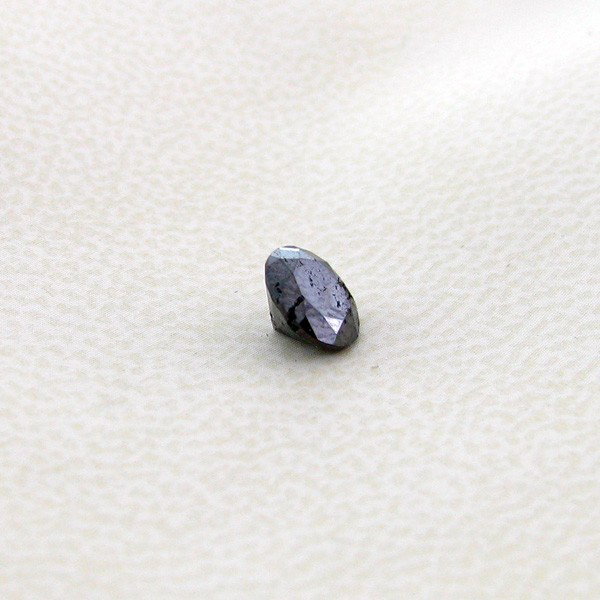 0.90CT Rare Black Diamond Gemstone: 0.90CT Rare Black Diamond Gemstone - Bid with utmost confidence from GovernmentAuction.com. We have been in business for over 35 years, and pride ourselves on perfect customer service.