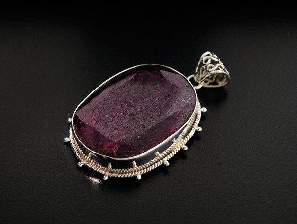 APP: 35.1k 130.65CT Ruby & Sterling Silver Pendant: 130.65CT Ruby and Sterling Silver Pendant - Appraisal Value: $35.1K - Bid with utmost confidence from GovernmentAuction.com. We have been in business for over 35 years, and pride ourselves on perfect 