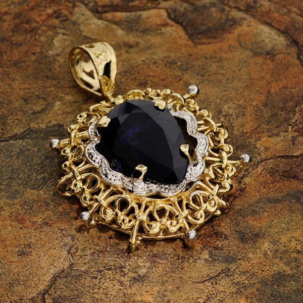 APP: 25k 13.92CT 14kt Gold, Sapphire & Diamond Pendant: 13.92CT 14 kt. Gold, Sapphire and Diamond Pendant - Appraisal Value: $25.4K - Bid with utmost confidence from GovernmentAuction.com. We have been in business for over 35 years, and pride ourselves on 