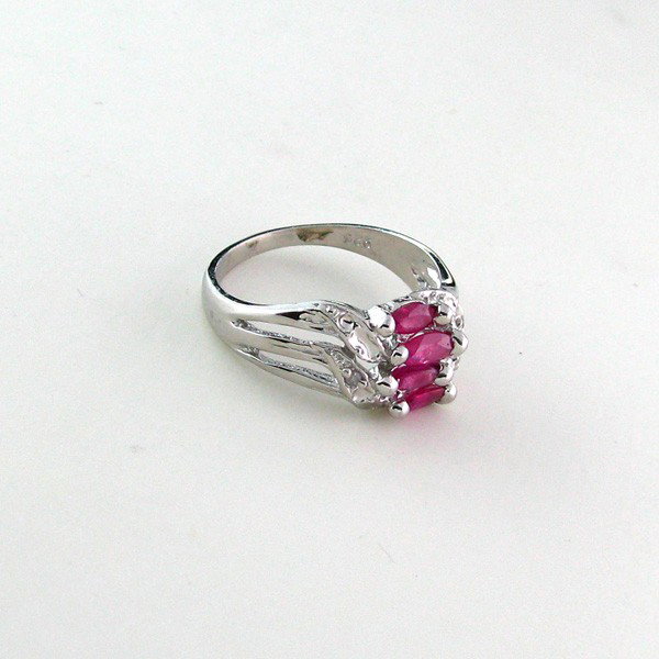APP: 1.4k 1.03CT Ruby w/Diamonds & Sterling Silver Ring: 1.03CT Ruby W/ Diamonds and Sterling Silver Ring - Appraisal Value: $1.4K - Bid with utmost confidence from GovernmentAuction.com. We have been in business for over 35 years, and pride ourselves on pe