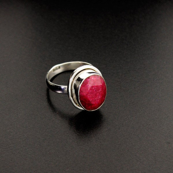 APP: 1.2k 5.34CT Ruby & Sterling Silver Ring: 5.34CT Ruby and Sterling Silver Ring - Appraisal Value: $1.1K - Bid with utmost confidence from GovernmentAuction.com. We have been in business for over 35 years, and pride ourselves on perfect custom