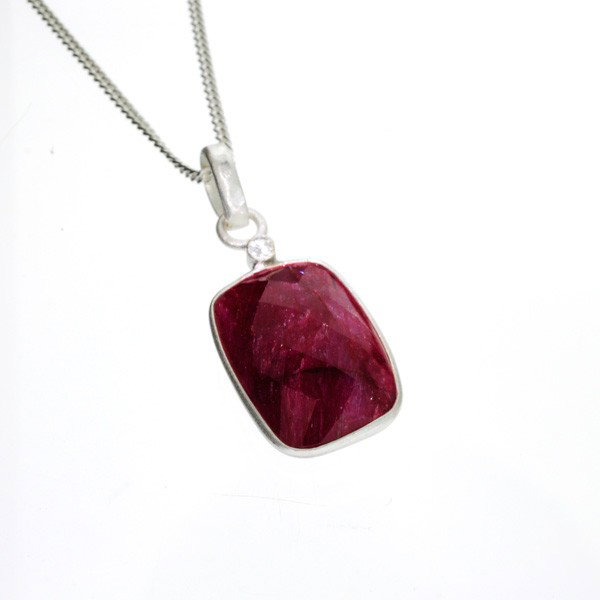 APP: 21k 25.79CT Ruby & Sterling Silver Pendant w/chain: 25.79CT Ruby and Sterling Silver Pendant with chain - Appraisal Value: $21.4K - Bid with utmost confidence from GovernmentAuction.com. We have been in business for over 35 years, and pride ourselves o
