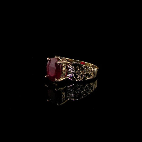 APP: 4.8k 14 kt. Yellow & White Gold, 3.52CT Ruby Ring: 14 kt. Yellow & White Gold, 3.52CT Ruby Ring - Appraisal Value: $4.8K - Bid with utmost confidence from GovernmentAuction.com. We have been in business for over 35 years, and pride ourselves on perfec