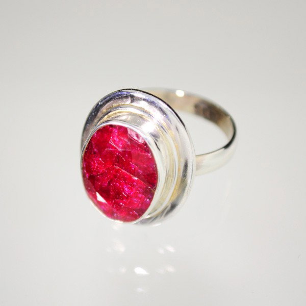 APP: 1.4k 6.41CT Ruby & Sterling Silver Ring: 6.41CT Ruby and Sterling Silver Ring - Appraisal Value: $1.4K - Bid with utmost confidence from GovernmentAuction.com. We have been in business for over 35 years, and pride ourselves on perfect custom