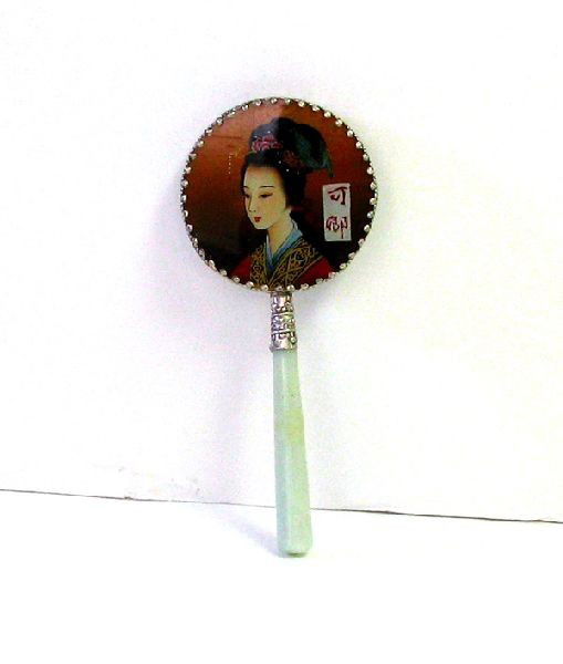 Sm Hand Mirror w/Geisha: Sm Hand Mirror W/ Geisha - Bid with utmost confidence from GovernmentAuction.com. We have been in business for over 35 years, and pride ourselves on perfect customer service.
