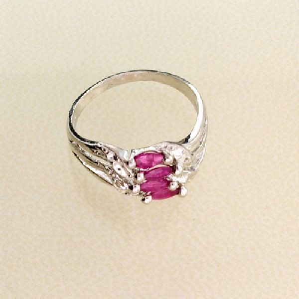 APP: 1.1k 0.80CT Ruby & Sterling Silver Ring: 0.80CT Ruby and Sterling Silver Ring - Appraisal Value: $1.1K - Bid with utmost confidence from GovernmentAuction.com. We have been in business for over 35 years, and pride ourselves on perfect custom