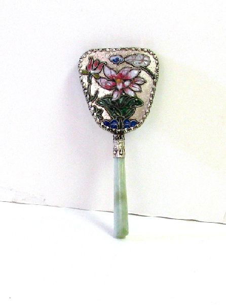 Sm Hand Mirror w/Flowers: Sm Hand Mirror W/ Flowers - Bid with utmost confidence from GovernmentAuction.com. We have been in business for over 35 years, and pride ourselves on perfect customer service.