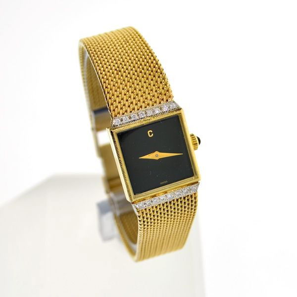 APP: 5k 14kt Gold, 0k Onyx Movado Watch: 14 kt. Gold, 0.25CT Diamond and Black Onyx Movado Watch - Appraisal Value: $5.8K - Bid with utmost confidence from GovernmentAuction.com. We have been in business for over 35 years, and pride ourselve