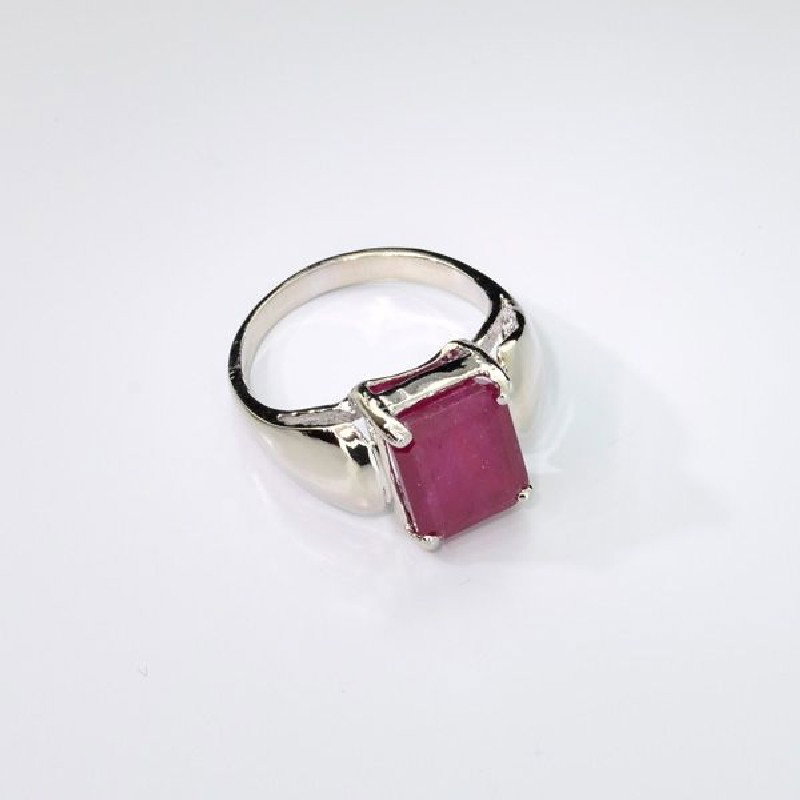APP: 8.8k 5.73CT Ruby & Sterling Silver Ring: 5.73CT Ruby and Sterling Silver Ring - Appraisal Value: $8.8K - Bid with utmost confidence from GovernmentAuction.com. We have been in business for over 35 years, and pride ourselves on perfect custom