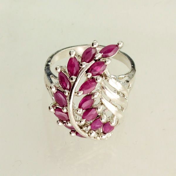 APP: 1.6k 1.50CT Ruby & Sterling Silver Ring: 1.50CT Ruby and Sterling Silver Ring - Appraisal Value: $1.5K - Bid with utmost confidence from GovernmentAuction.com. We have been in business for over 35 years, and pride ourselves on perfect custom