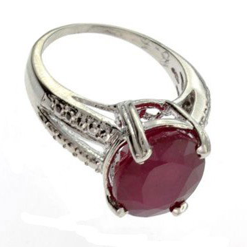 APP: 10.8k 6.99CT Ruby & Sterling Silver Ring: 6.99CT Ruby and Sterling Silver Ring