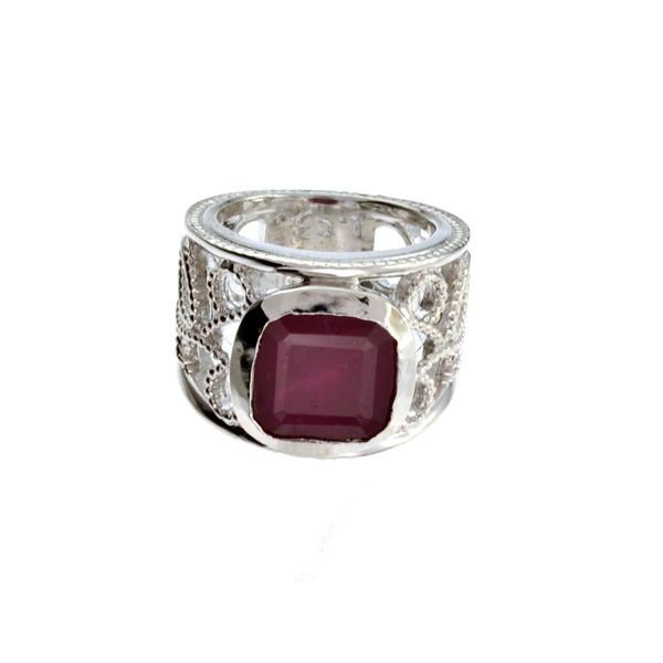 APP: 11k 10.28CT Ruby & Sterling Silver Ring: 10.28CT Ruby and Sterling Silver Ring - Appraisal Value: $10.9K - Bid with utmost confidence from GovernmentAuction.com. We have been in business for over 35 years, and pride ourselves on perfect cust