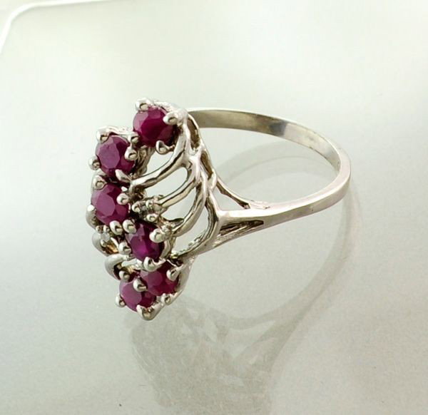 APP: 1.2k 1.66CT Ruby & Sterling Silver: 1.66CT Ruby and Sterling Silver - Appraisal Value: $1.1K - Bid with utmost confidence from GovernmentAuction.com. We have been in business for over 35 years, and pride ourselves on perfect customer se