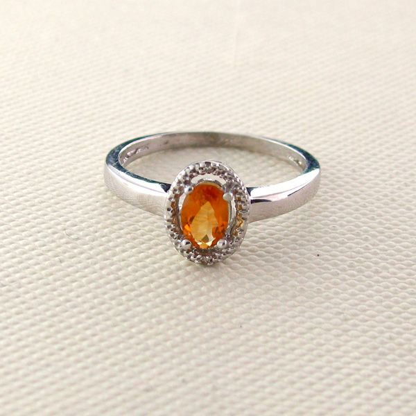18kt Gold, Citrine Quartz & Overlaid Silver Ring: 18 kt. Gold, 0.37CT Citrine Quartz and Platinum Overlayed Sterling Silver Ring - Appraisal Value: $0.2K