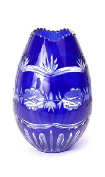 Blue cut overlay glass vase. Egg shaped. pc: Blue cut overlay glass vase. Egg shaped. pc