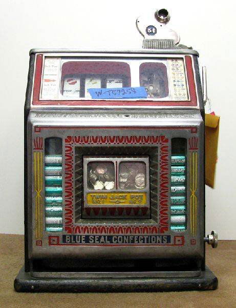 5 Cent Watling Blue Seal Confections Slot Machine: 5 Cent Watling Blue Seal Confections Slot Machine w/Twin Jackpot w/Keys ==