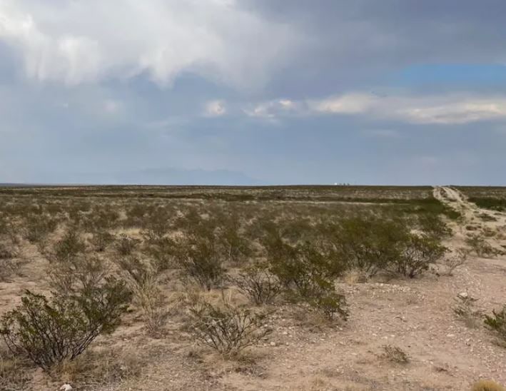 Hudspeth County Texas 20 Acre Land Investment near Dell City and Highway Route! Low Monthly Payment!: Gov File #L-31031, 20 Acres in Hudspeth County, Texas PID: 76270 Legal Description: 70 TSP 1 SEC 33 T&P FLORIDA TOP LAND LOT 32 Geographic ID:F387-033-0000-0320 Texas Land Investment Property! Hudspet