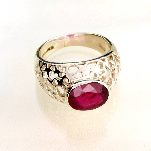 APP: 4.1k Sebastian 2.88CT Ruby & Sterling Silver Ring: Designer Sebastian 2.88CT Ruby and Sterling Silver Ring - Appraisal Value: $4.0K