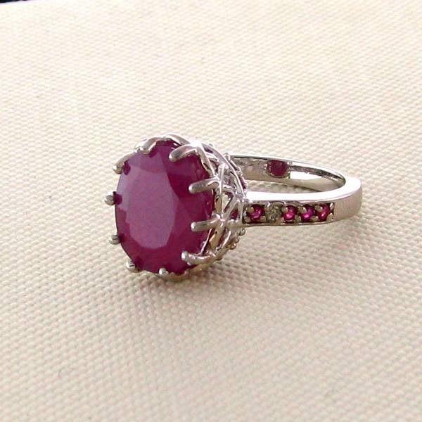 APP: 8k 6CT Ruby w/Rubies & Platinum Sterl Silver Ring: 6.85CT Ruby W/Rubies and Platinum Overlayed Sterling Silver Ring - Appraisal Value: $8.7K